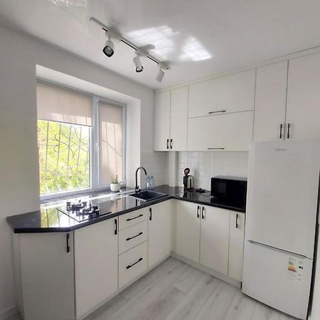 2-Х Комнатная Квартира Taraz Ngoại thất bức ảnh
