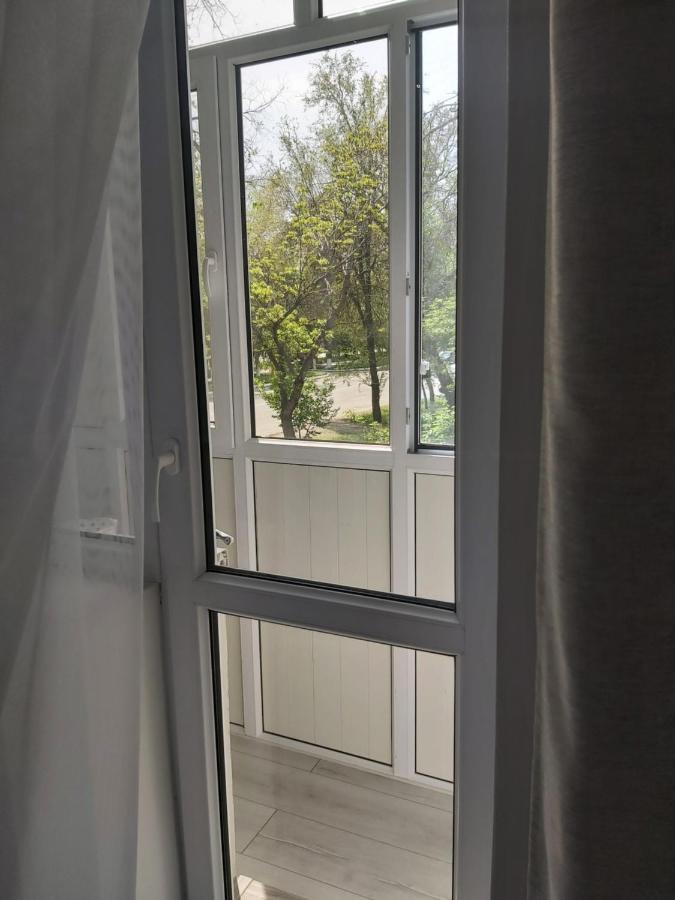 2-Х Комнатная Квартира Taraz Ngoại thất bức ảnh